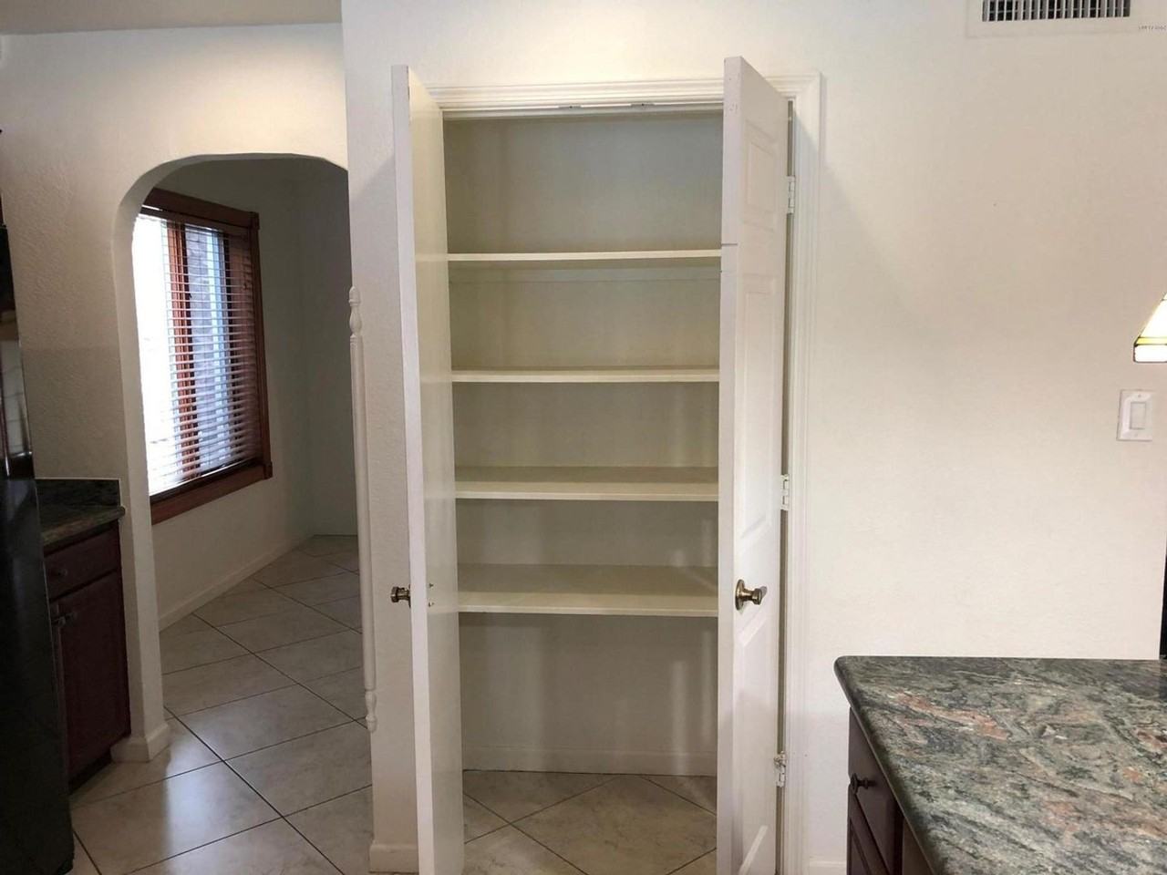 10421 N 77th Pl - Photo 2 of 18