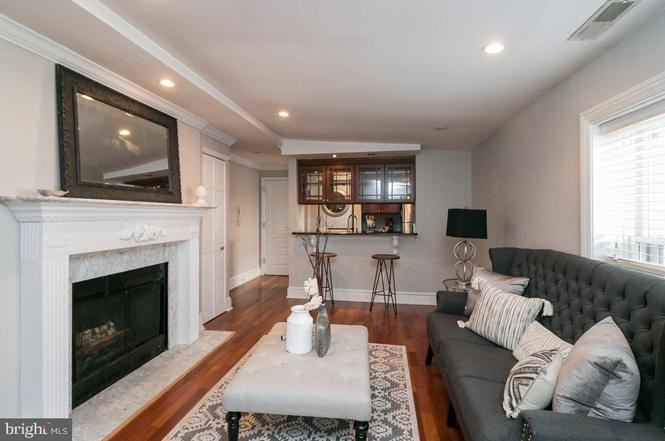 1708 Wallace St #301 - Photo 2 of 16
