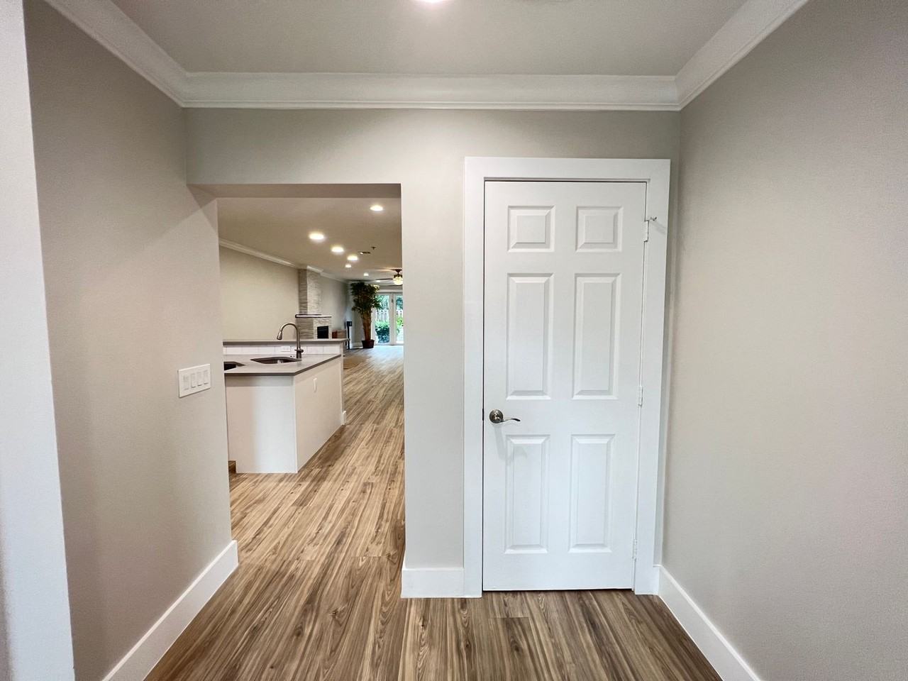 4216 Seagrape Dr - Photo 5 of 50