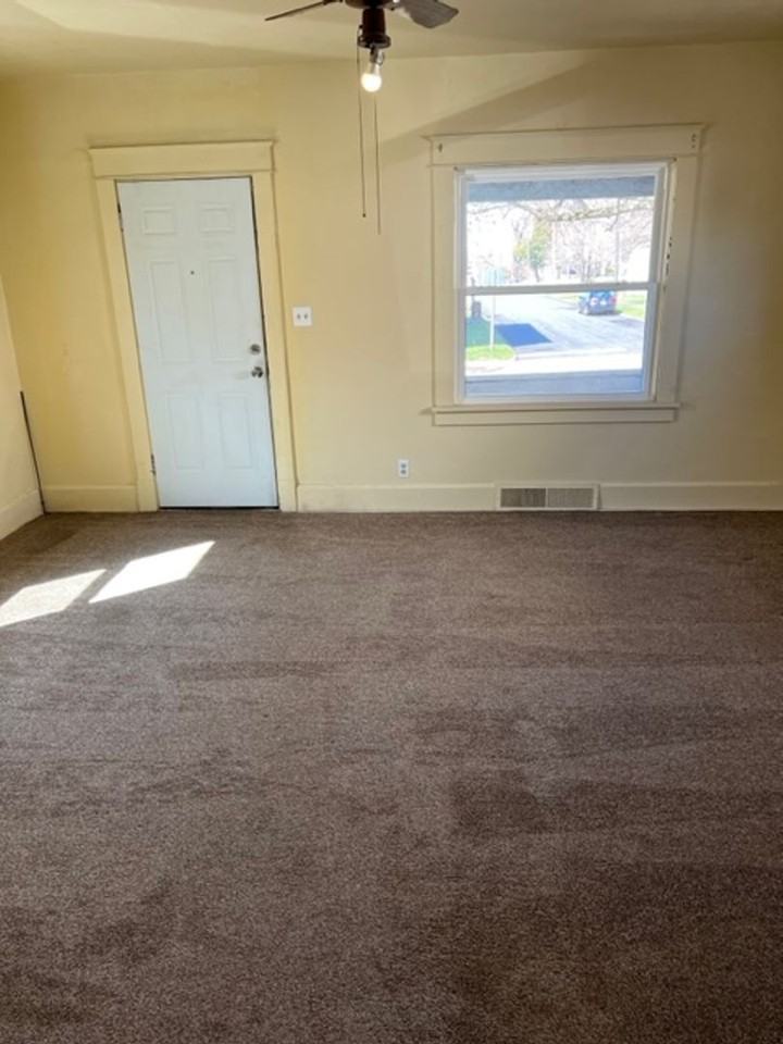 141 Courtland Ave - Photo 3 of 8