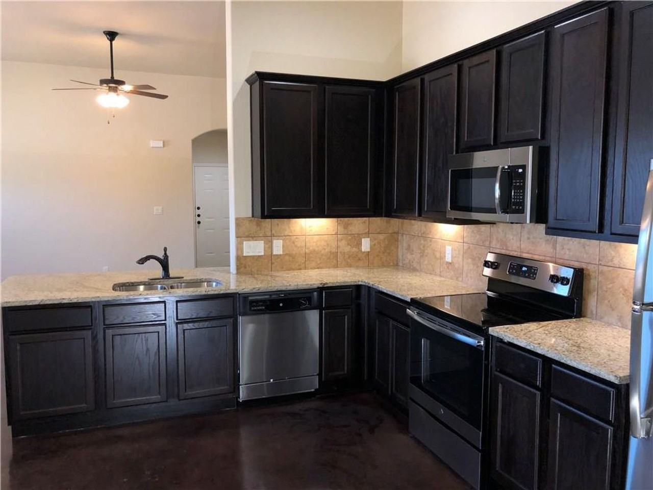 398 Jack Rabbit Ln #B - Photo 2 of 5