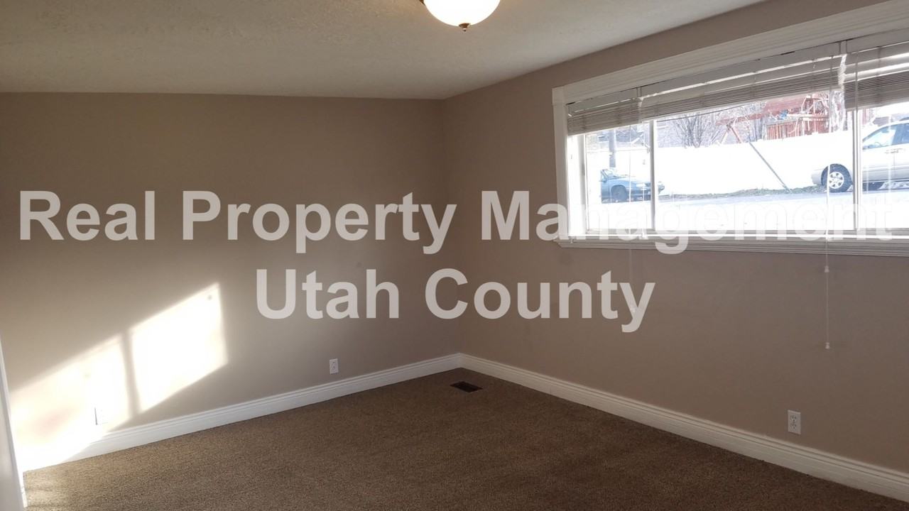 177 South 800 West - Photo 7 of 15