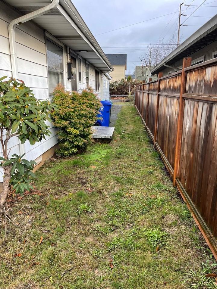 4424 Se 66th Ave - Photo 5 of 19