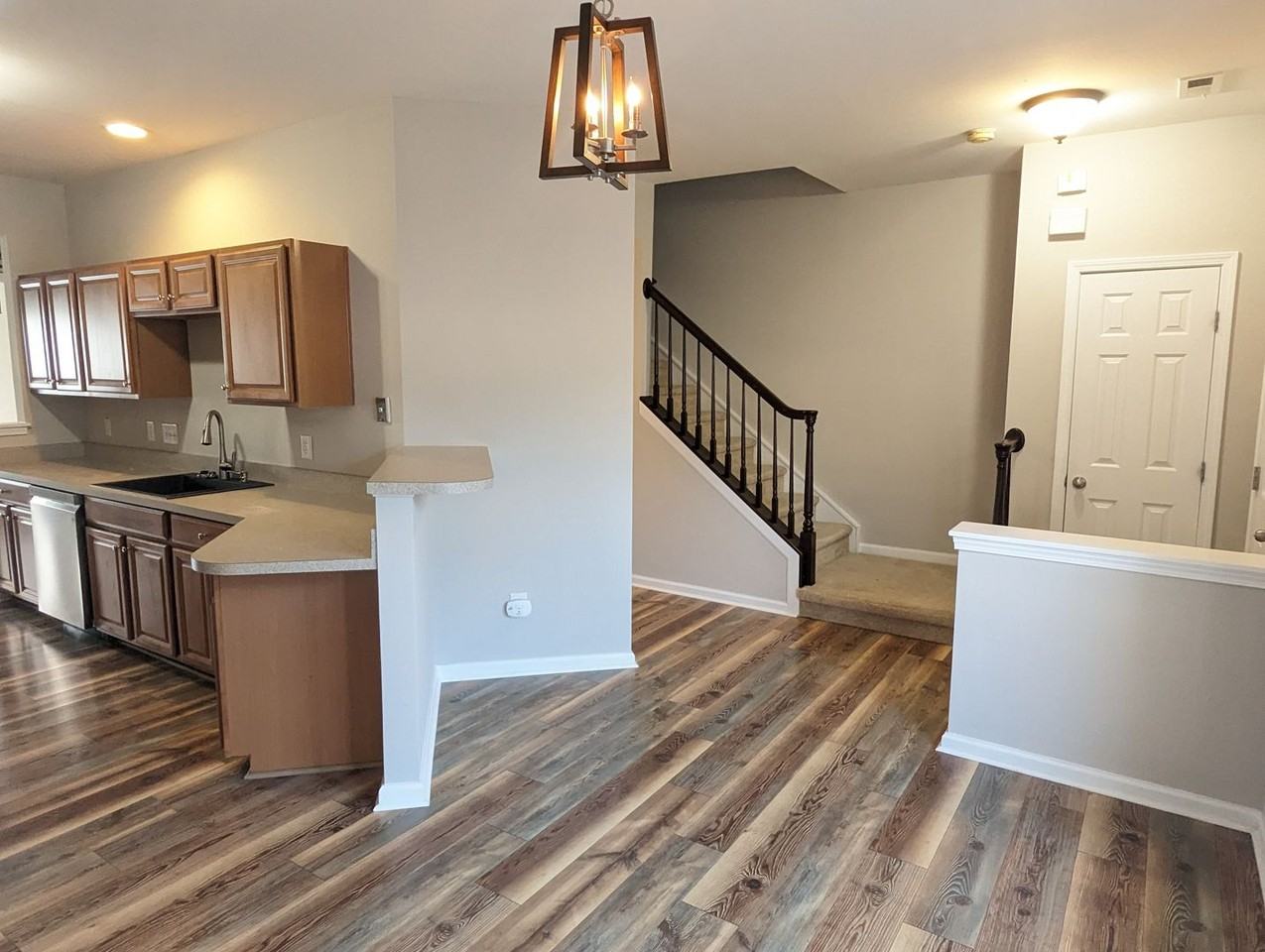 4613 Forestridge Commons Dr - Photo 4 of 19