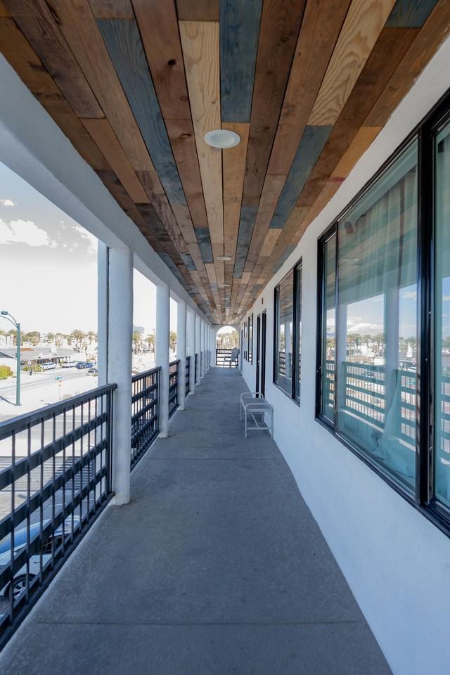 CUTE ARTS DISTRICT STUDIOS - Photo 3 of 9