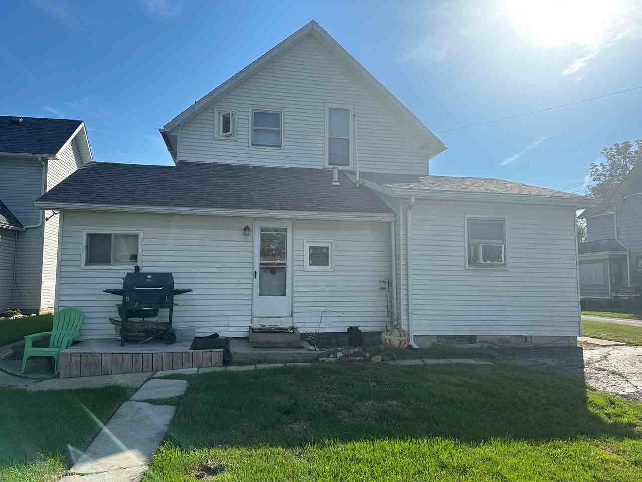 D. Nehlen House - Photo 3 of 4