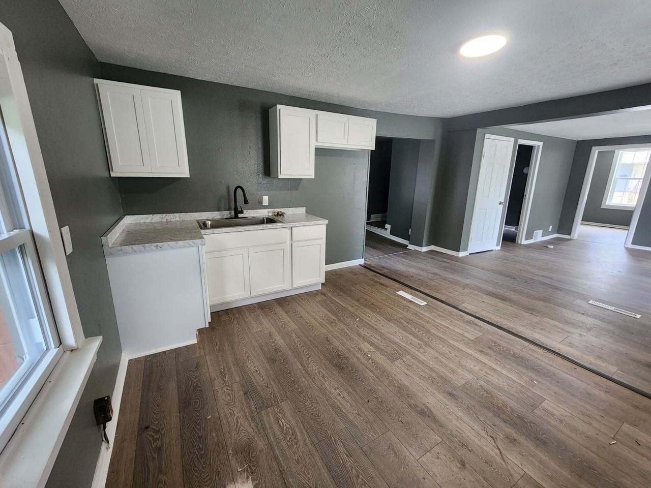 377 Troup St - Photo 2 of 10