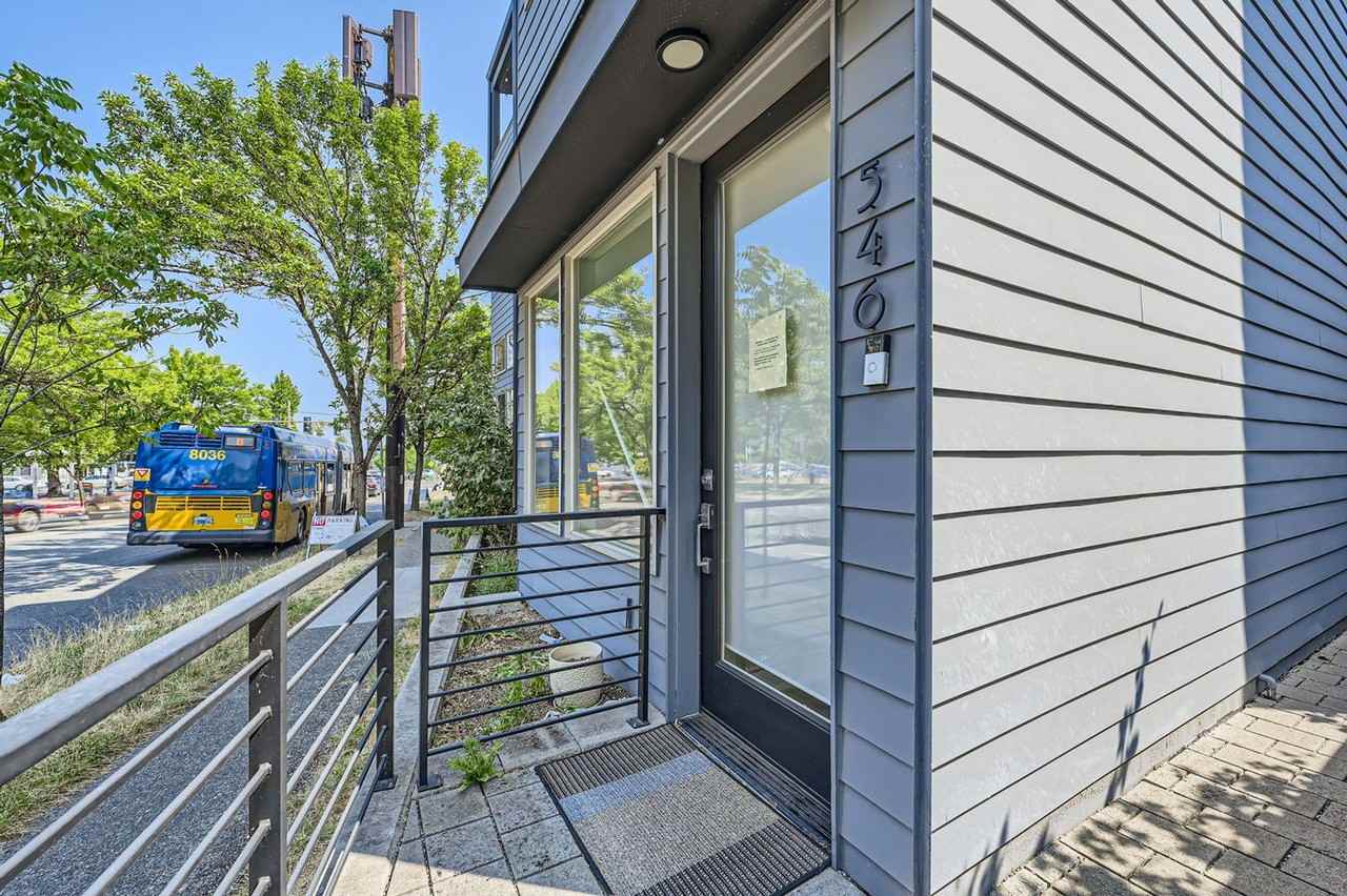 546 Martin Luther King Jr Way - Photo 3 of 26