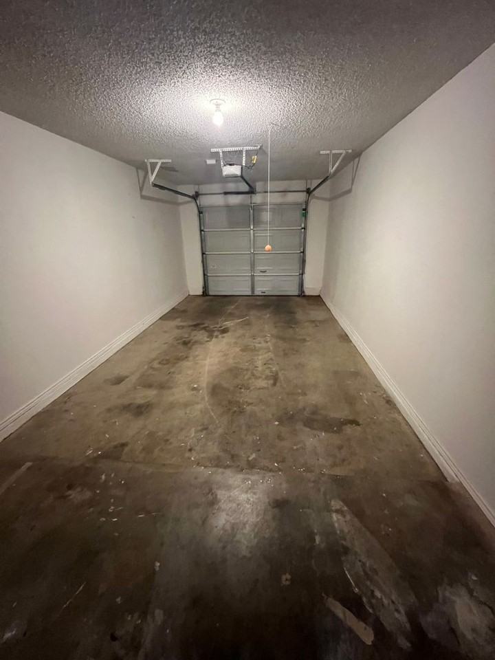 2218 86th St - Photo 2 of 19