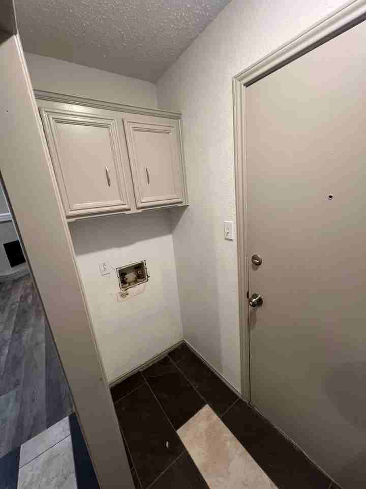 2218 86th St - Photo 3 of 19