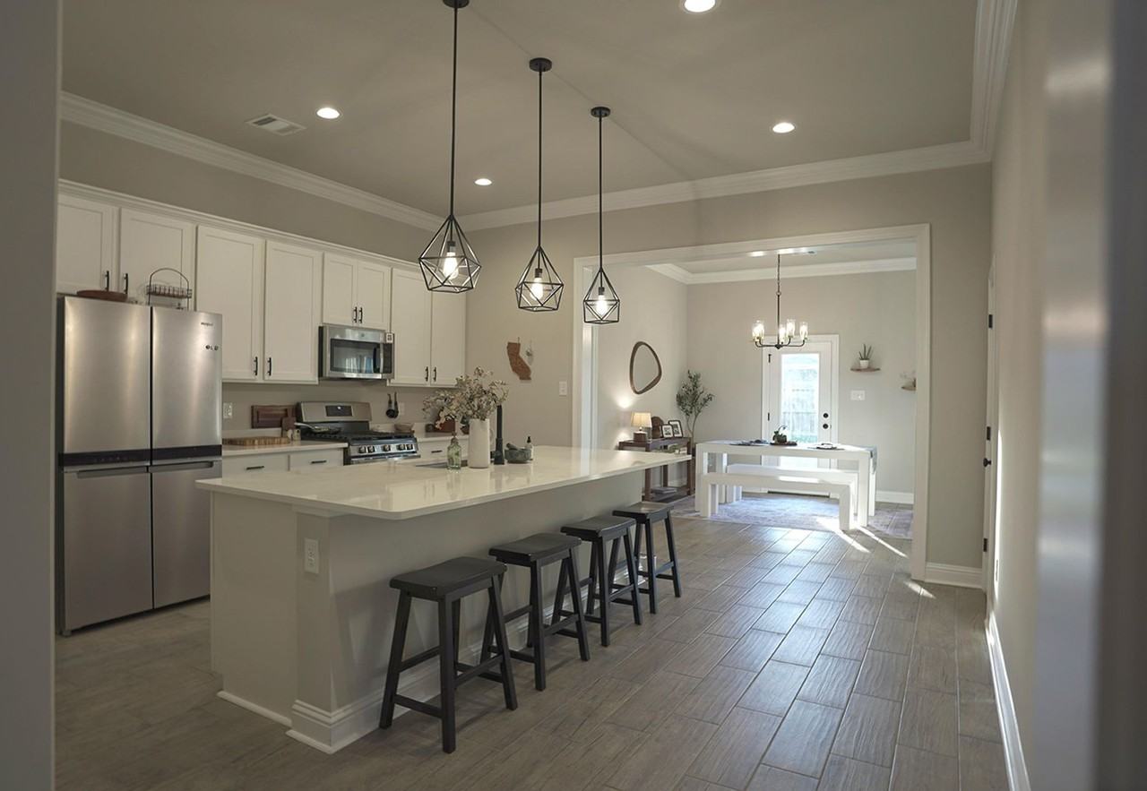 227 Barclay Blvd - Photo 4 of 14