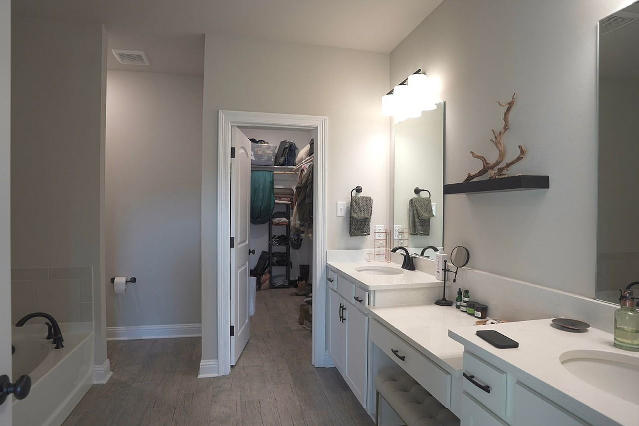 227 Barclay Blvd - Photo 5 of 14