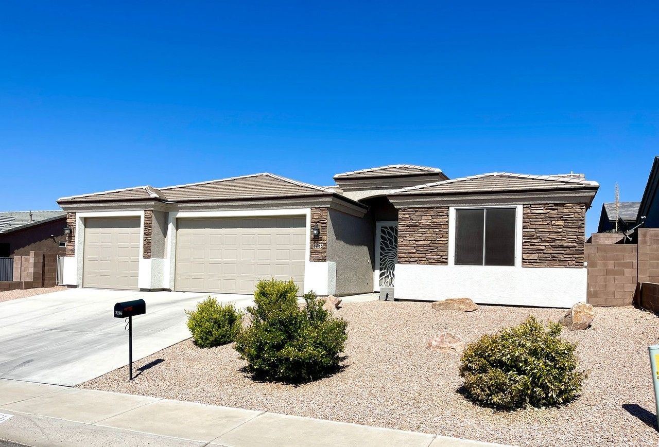 2266 Ginger St - Photo 2 of 41