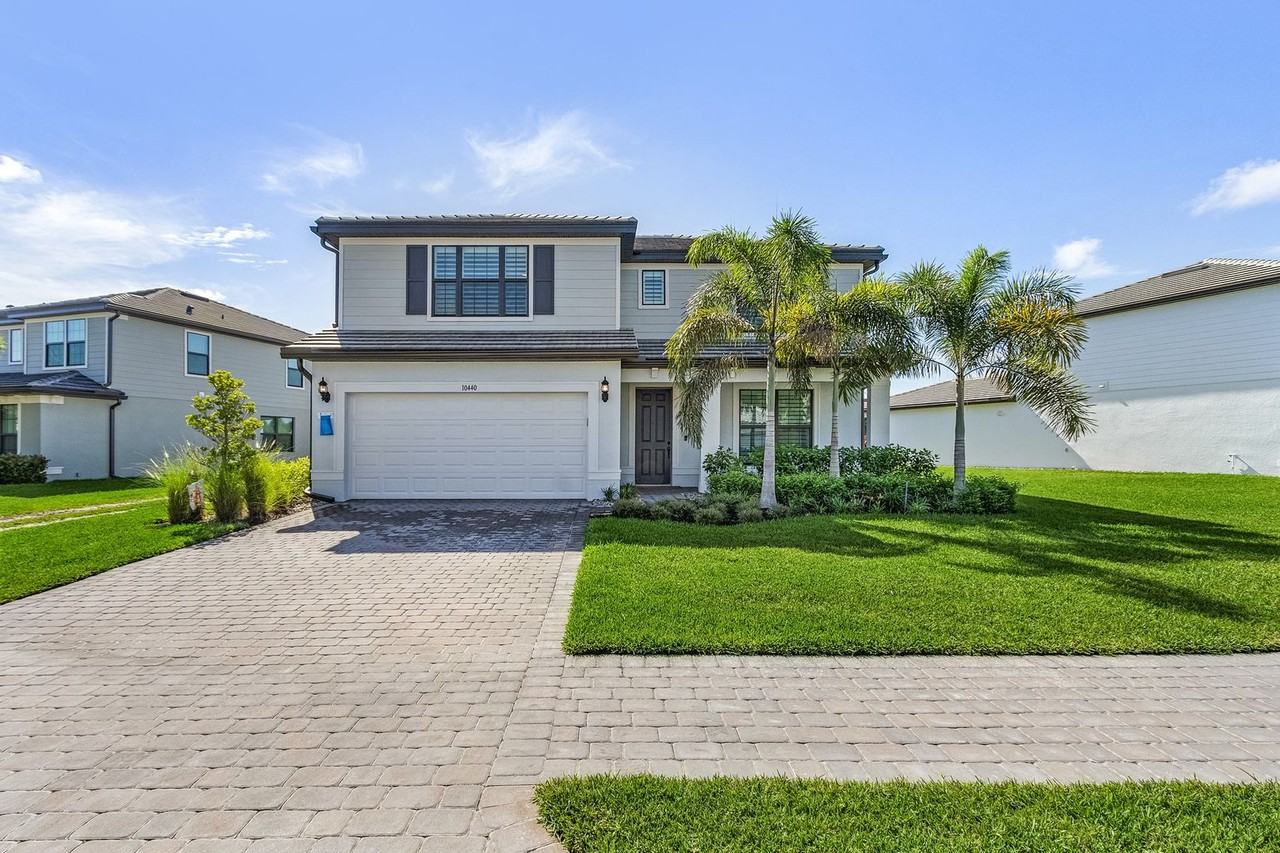 10440 Ventana Ln - Photo 2 of 33