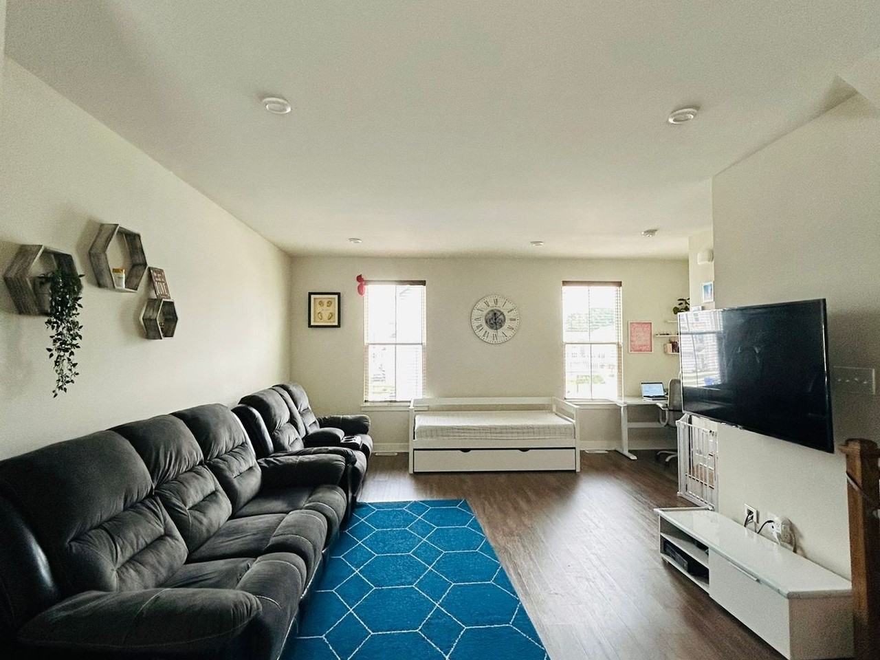 2408 Lamington Ct - Photo 3 of 6