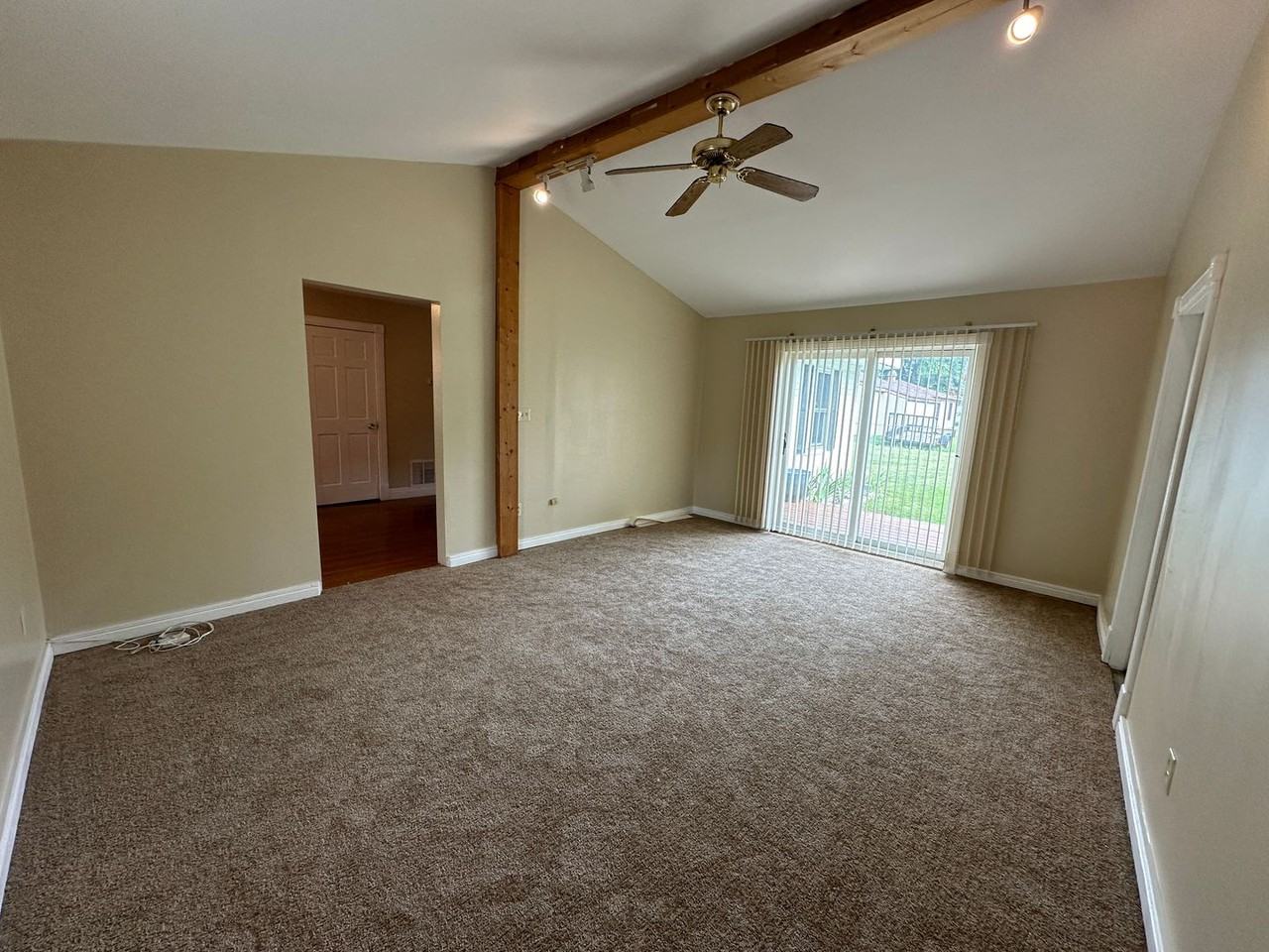 145 Roth St Se - Photo 5 of 15