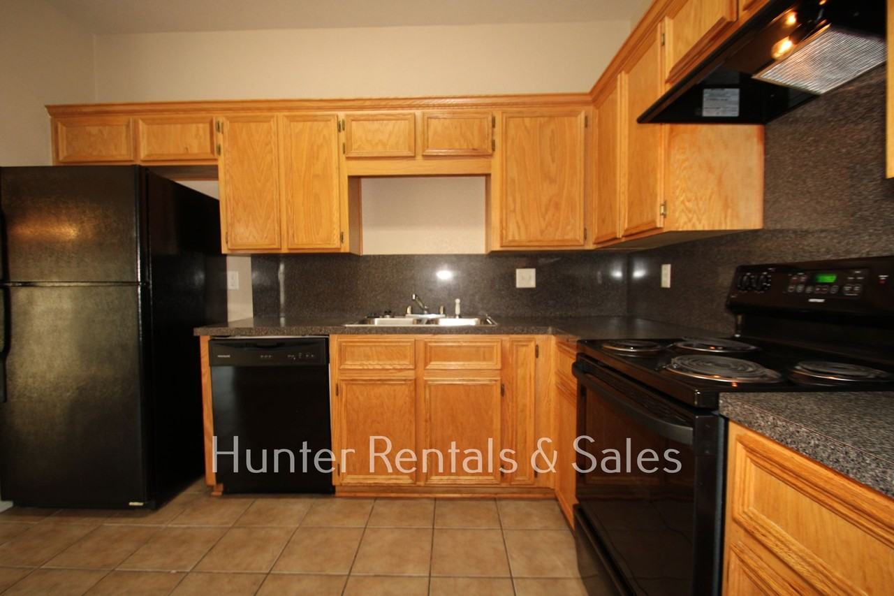 3803A Littleleaf Ct - Photo 7 of 25