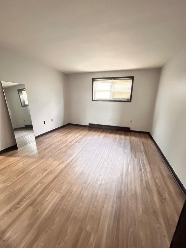Longview Village - Linden - Photo 4 of 5