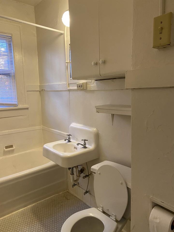 11 Murdock Avenue (new) - Photo 3 of 3