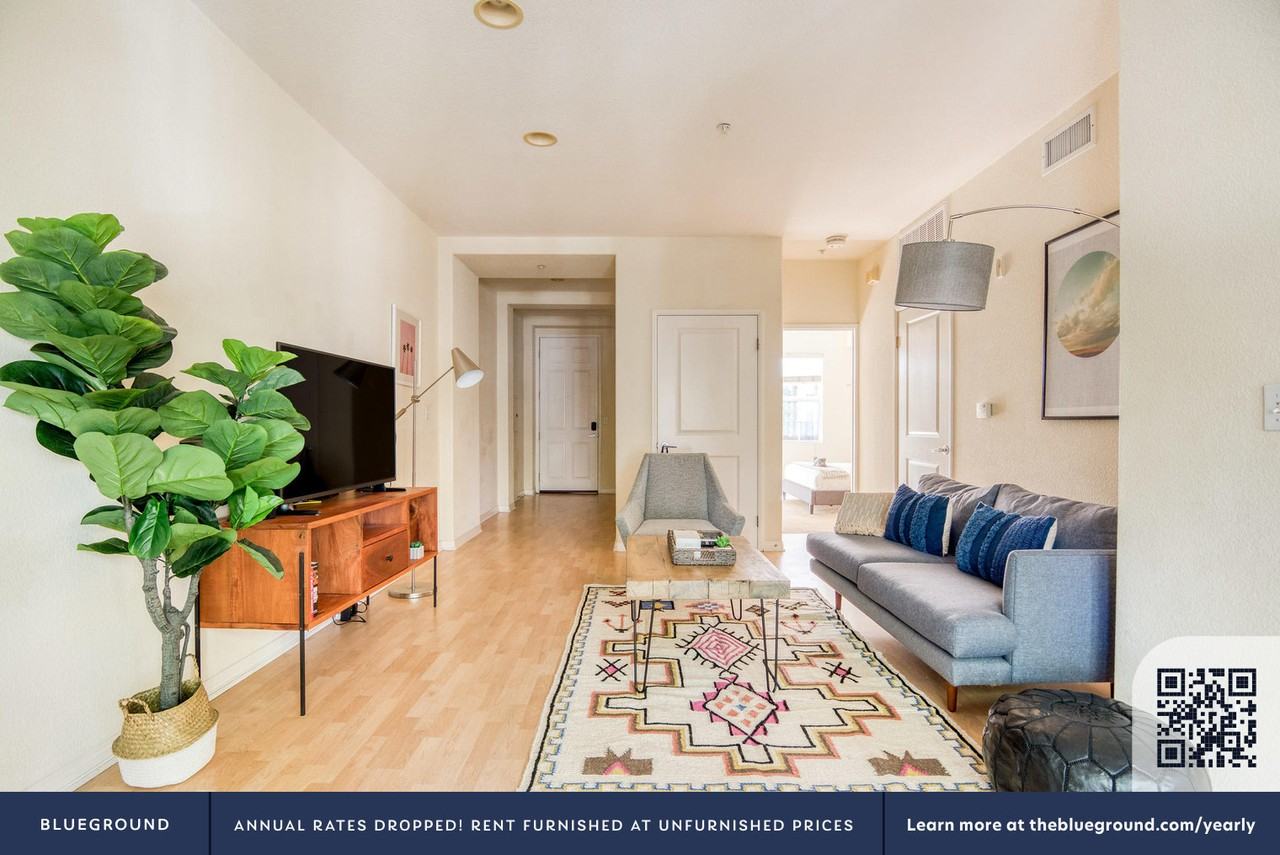 286 N Madison Ave #1153 - Photo 4 of 17