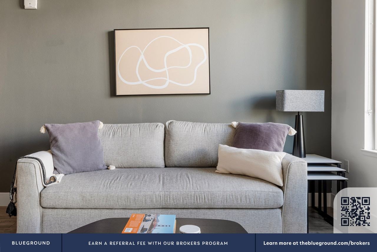 3645 Haven Avenue - Photo 5 of 41