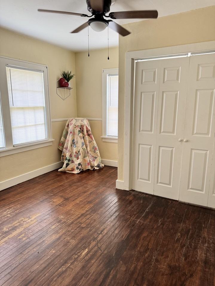 916 Overland Ct - Photo 7 of 18