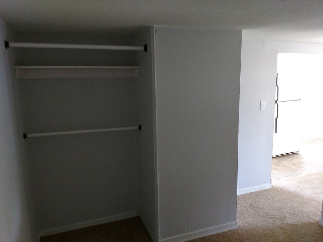 816 N Commerce Ave ##A - Photo 4 of 6
