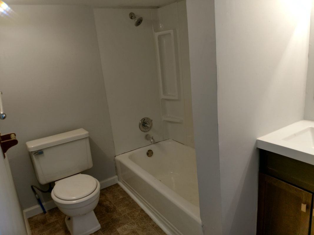 816 N Commerce Ave ##A - Photo 5 of 6