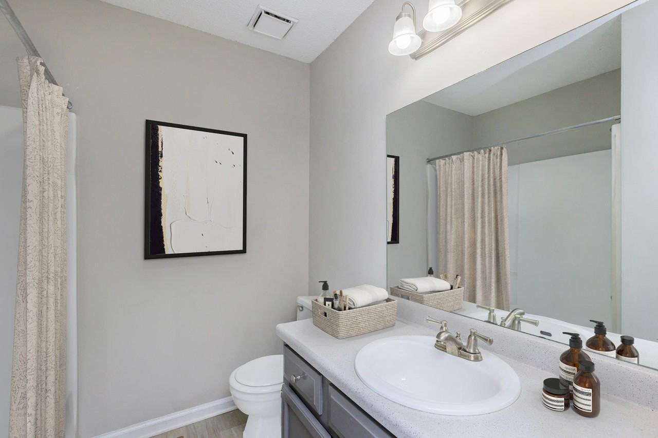 Lexington Village - Photo 4 of 19