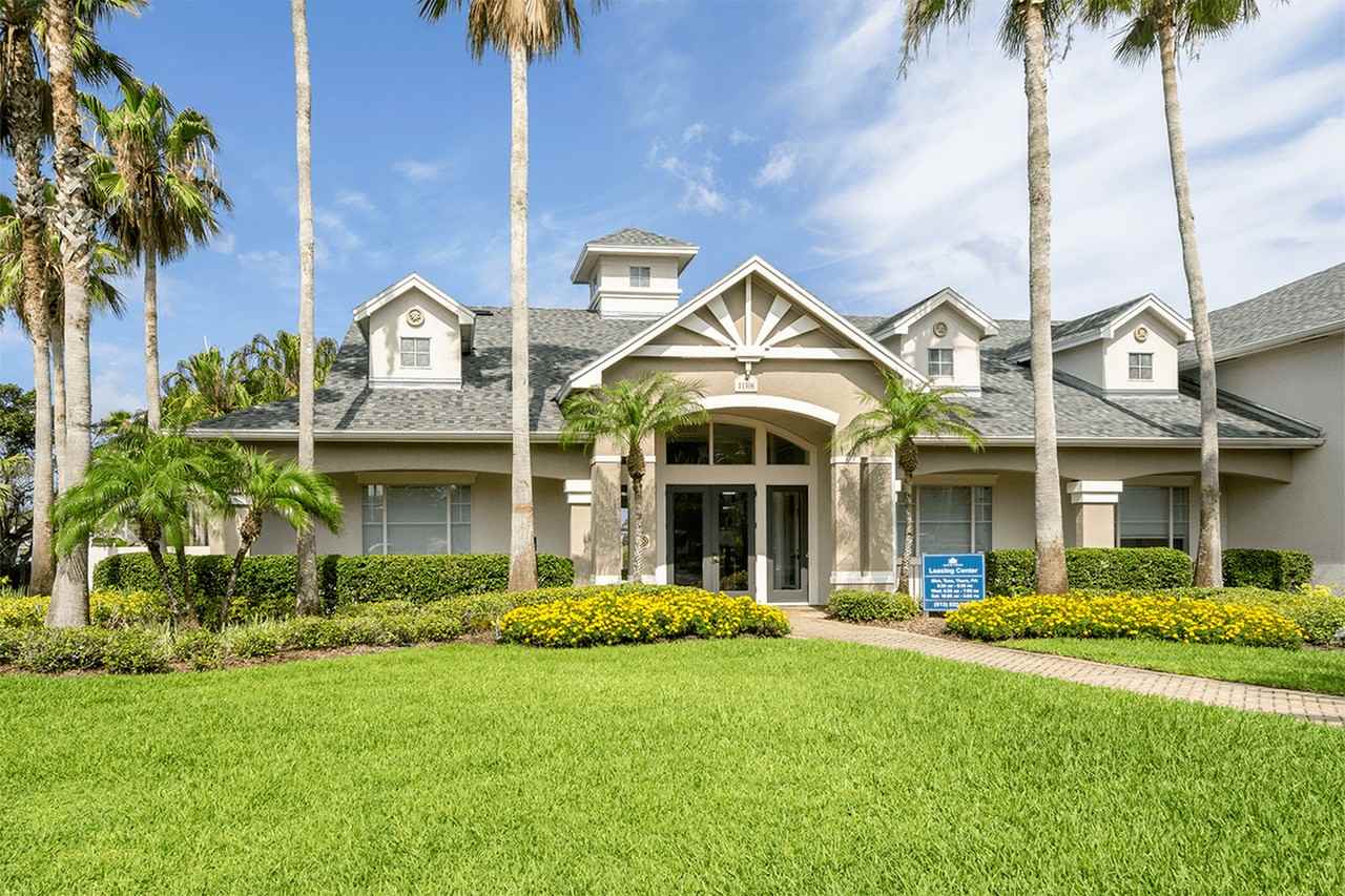 Mallory Square - Photo 5 of 50