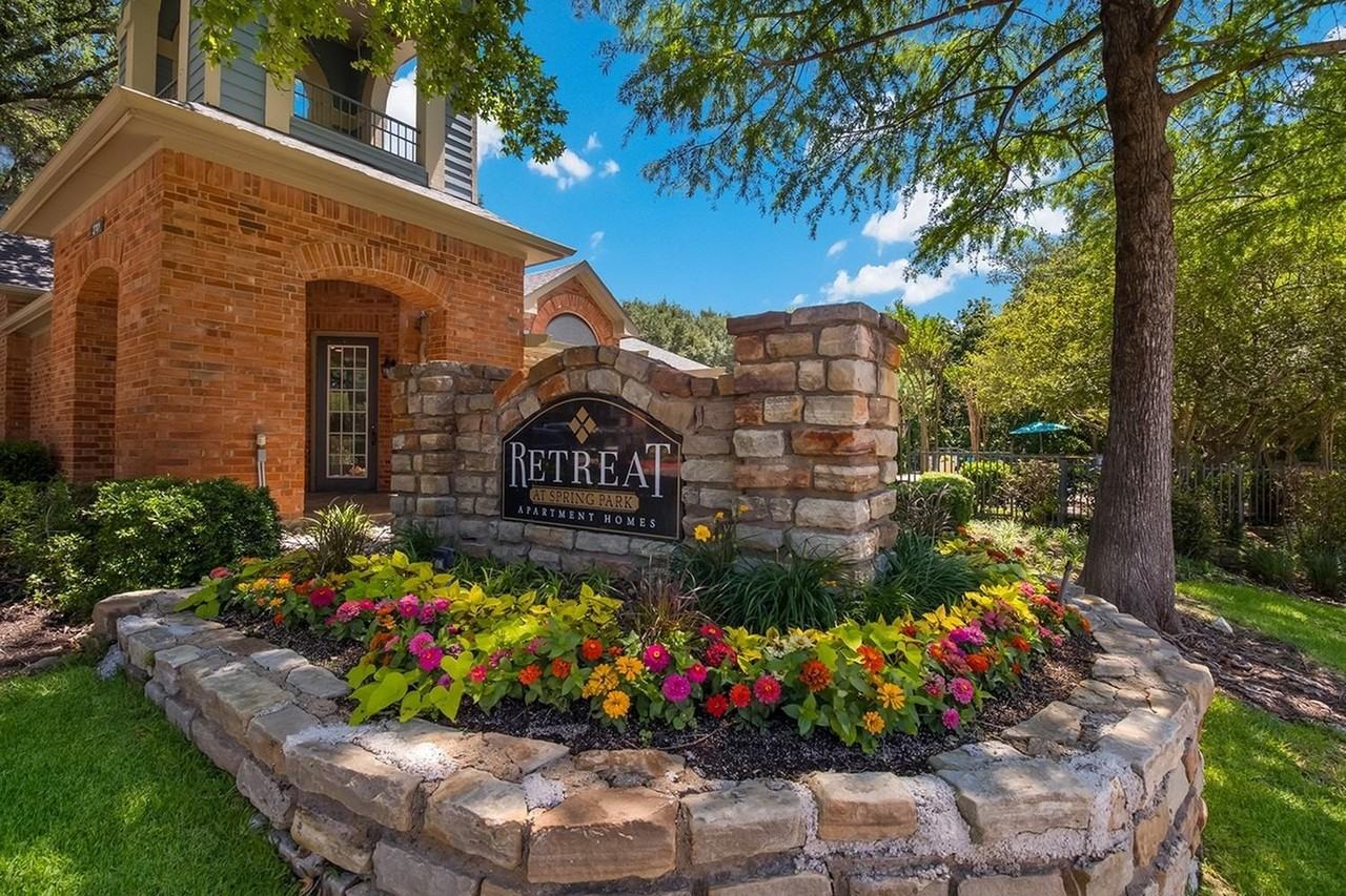 Retreat at Spring Park - Photo 6 of 27