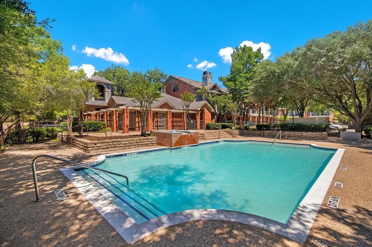 Retreat at Spring Park - Photo 2 of 27