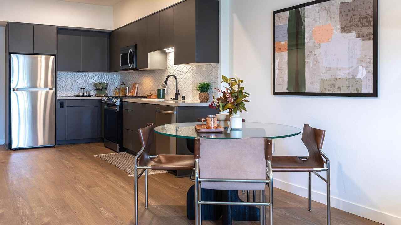 Ardence & Bloom - Photo 2 of 24