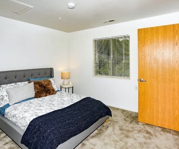 Oakwood Place Apartments - Photo 4 of 7