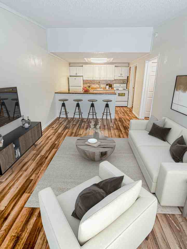 Concord Square Apartments - Photo 4 of 43