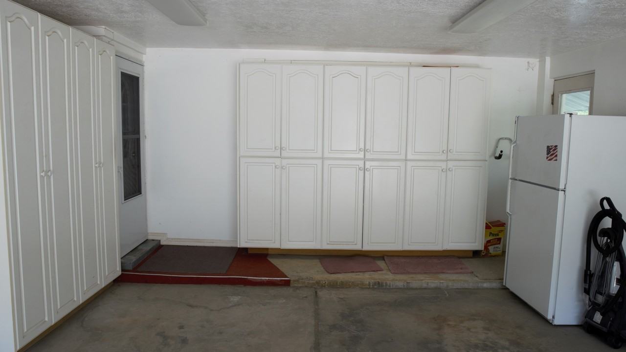 27 E 3600 S #NA - Photo 3 of 32