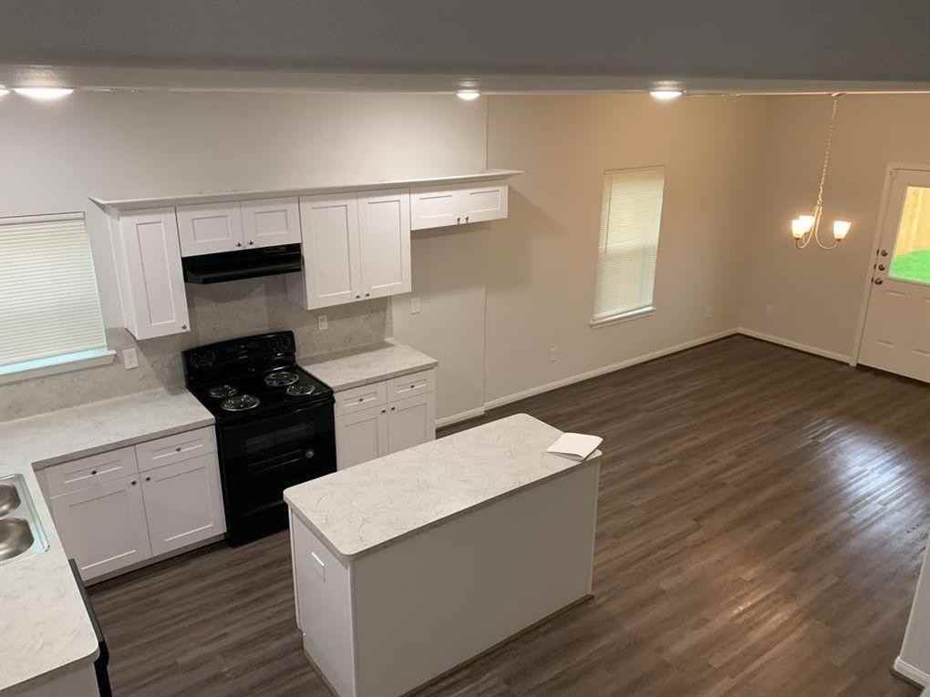 8314 Madera Rd #B - Photo 2 of 15