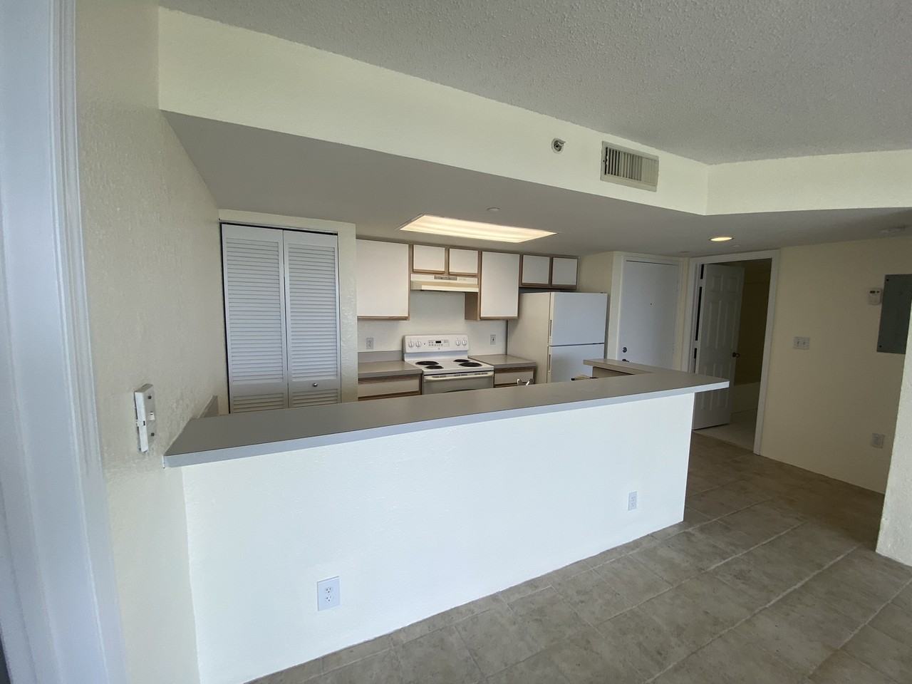 3655 Seaside Dr #423 - Photo 6 of 14