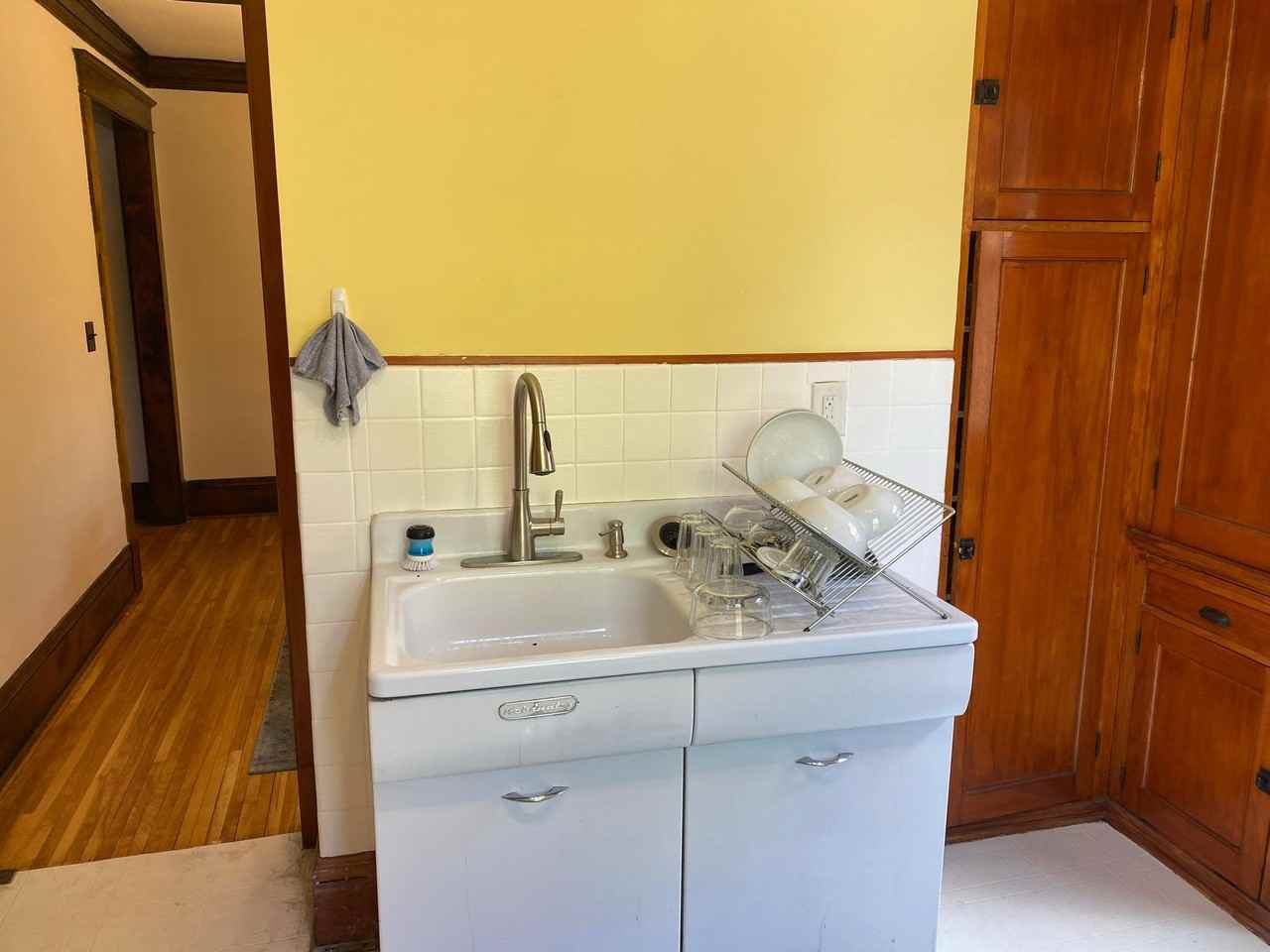 1879 Portland Ave #NA - Photo 5 of 14