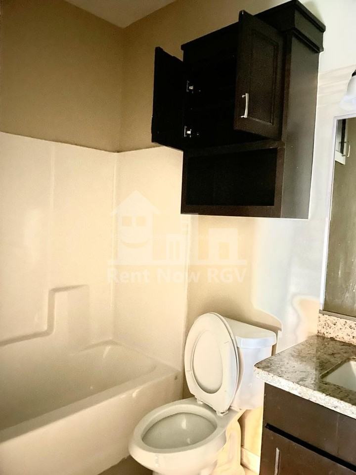1022 Escondido Ln E #NA - Photo 5 of 11