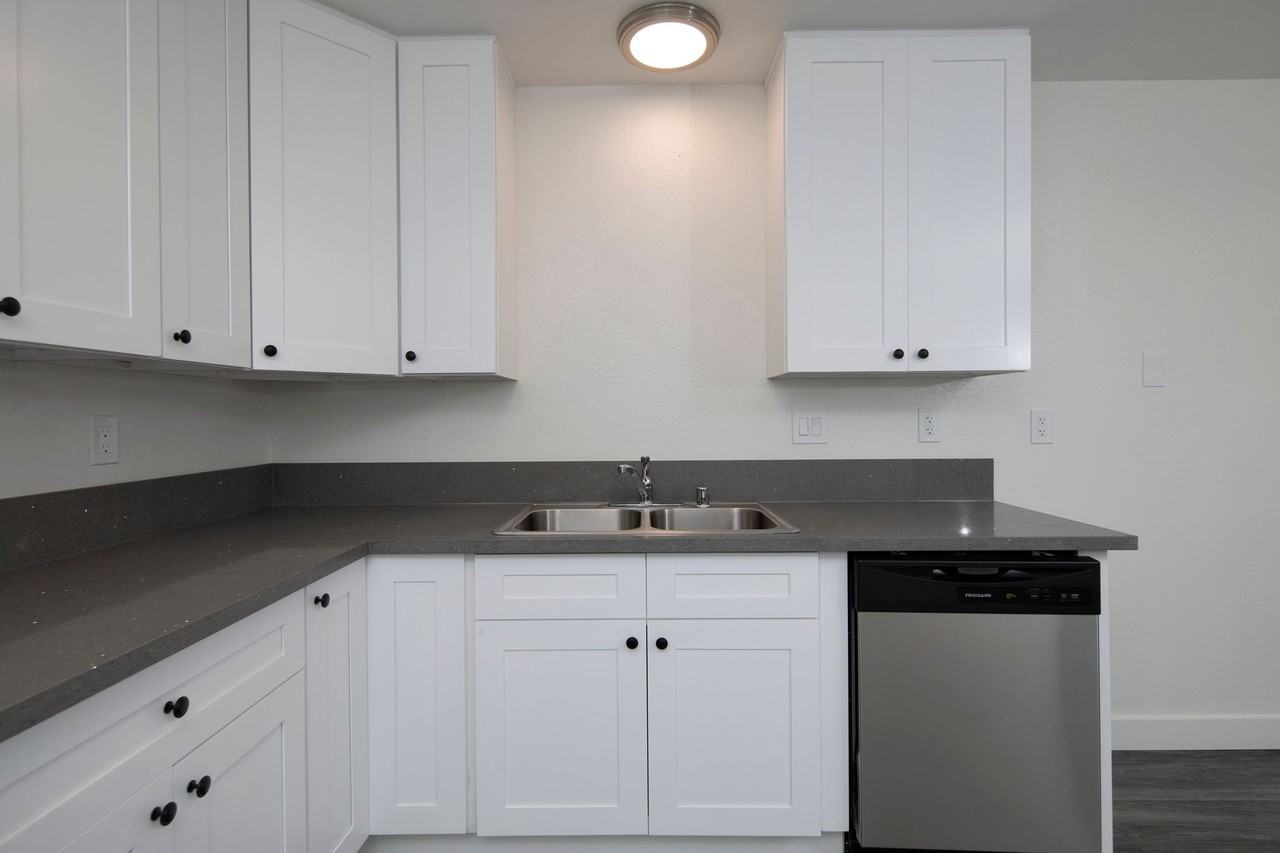 Highland View Apartments in the heart of National City - Photo 6 of 50