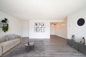 featured image of 800 E Bobier Dr
