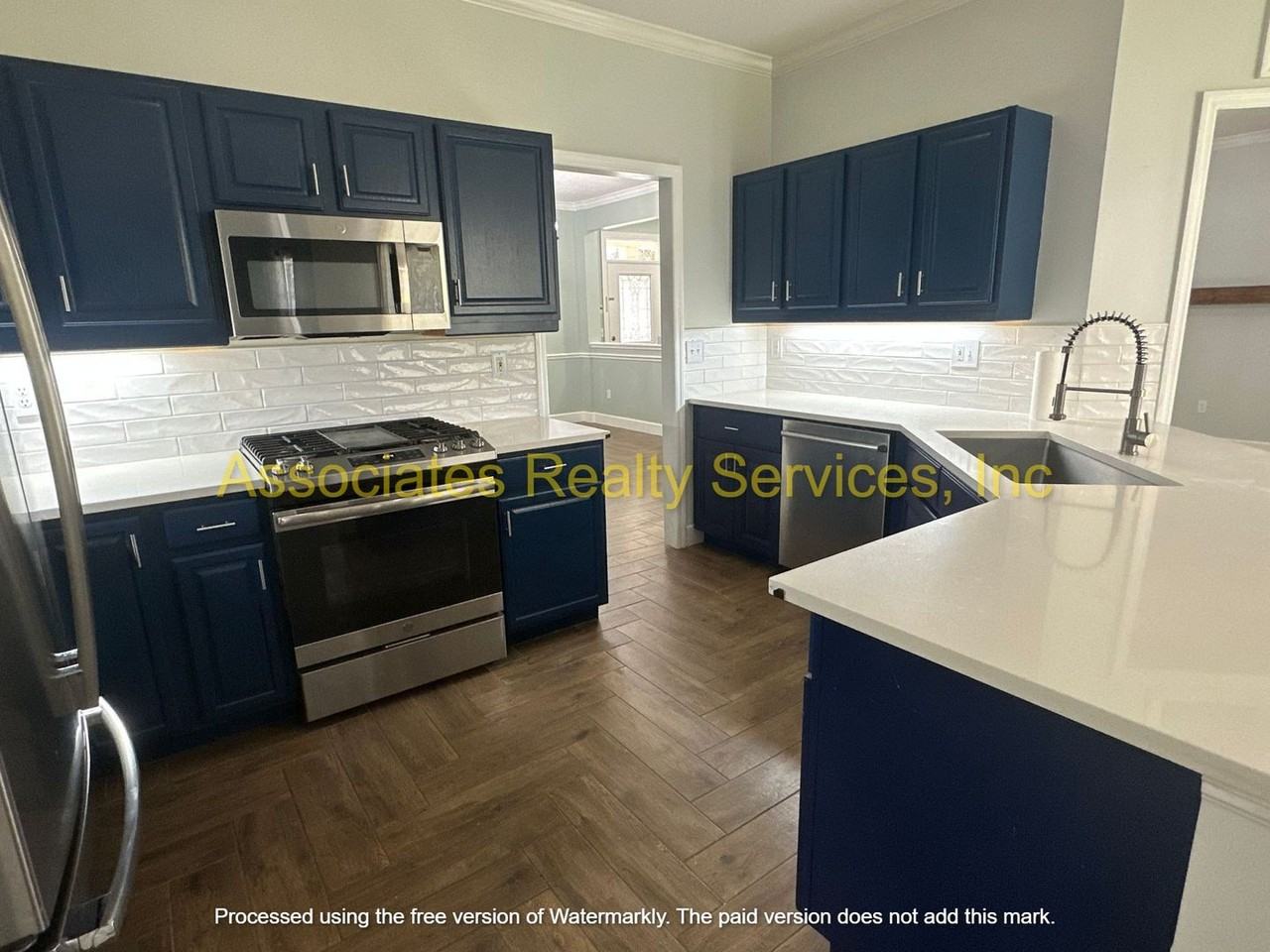 7205 Sw 80th Ter - Photo 2 of 31