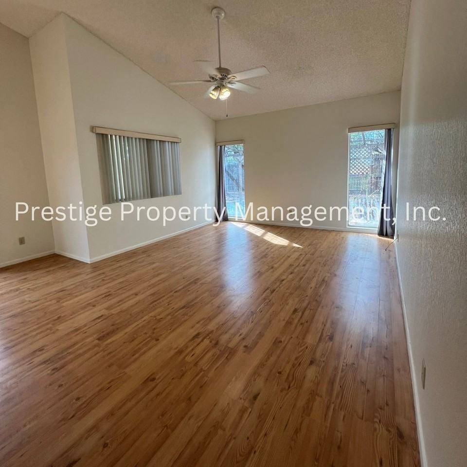 9780 E Sunburst Dr - Photo 4 of 22