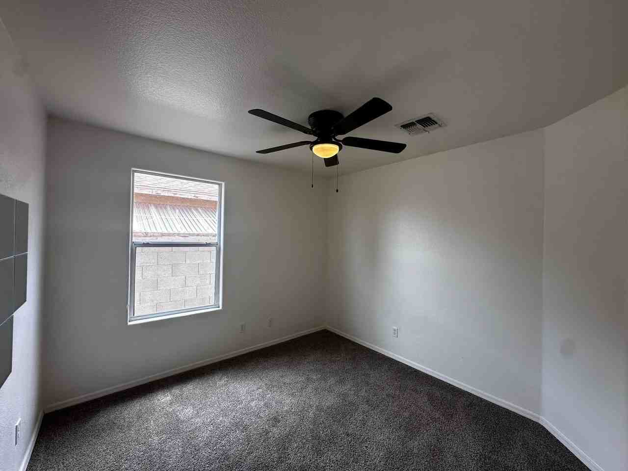2803 Lovin Ave - Photo 5 of 12