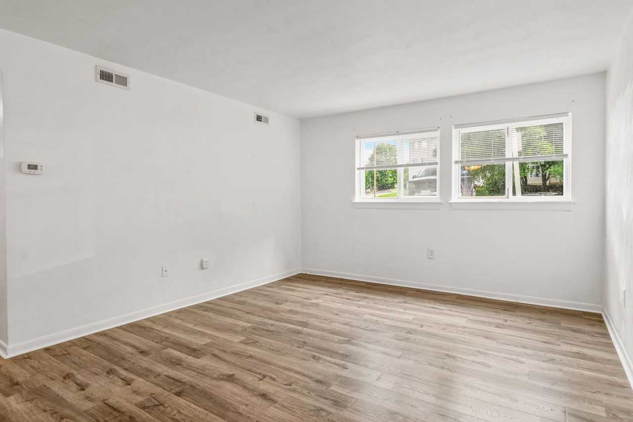 1731 Liberty Lane #G76 - Photo 2 of 12