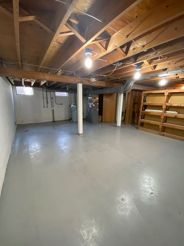 4148 Nw 50th St - Photo 4 of 12