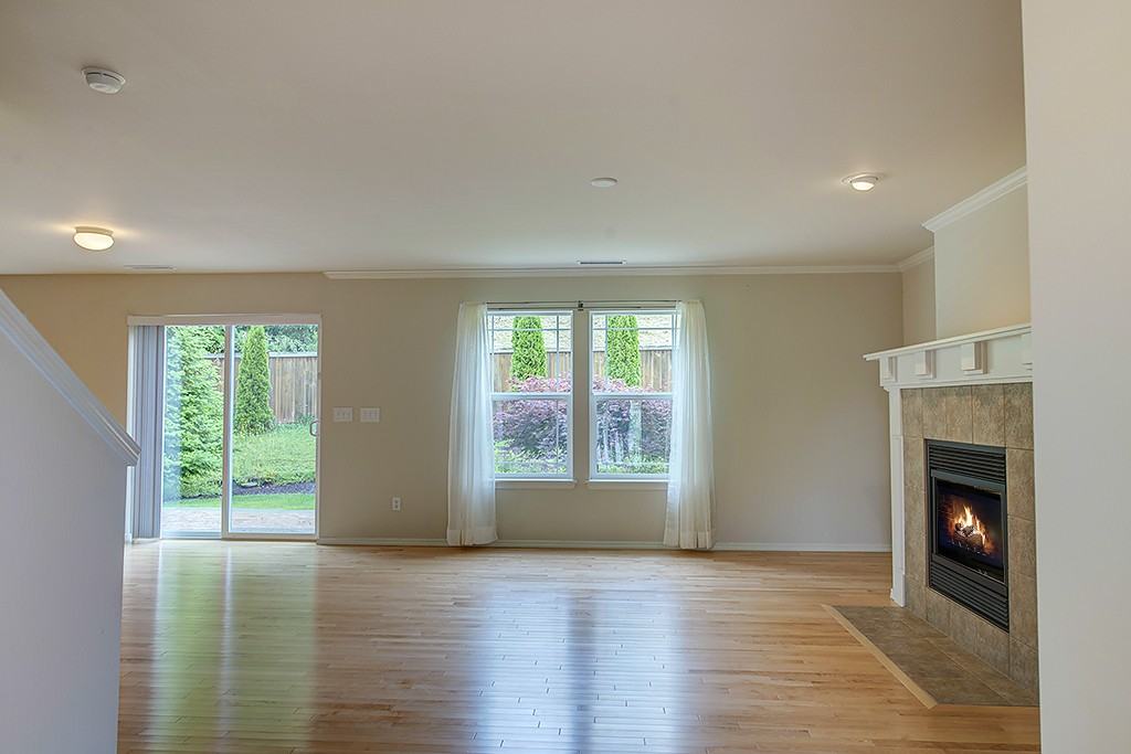 20091 Ramblewood Rd Se - Photo 3 of 18