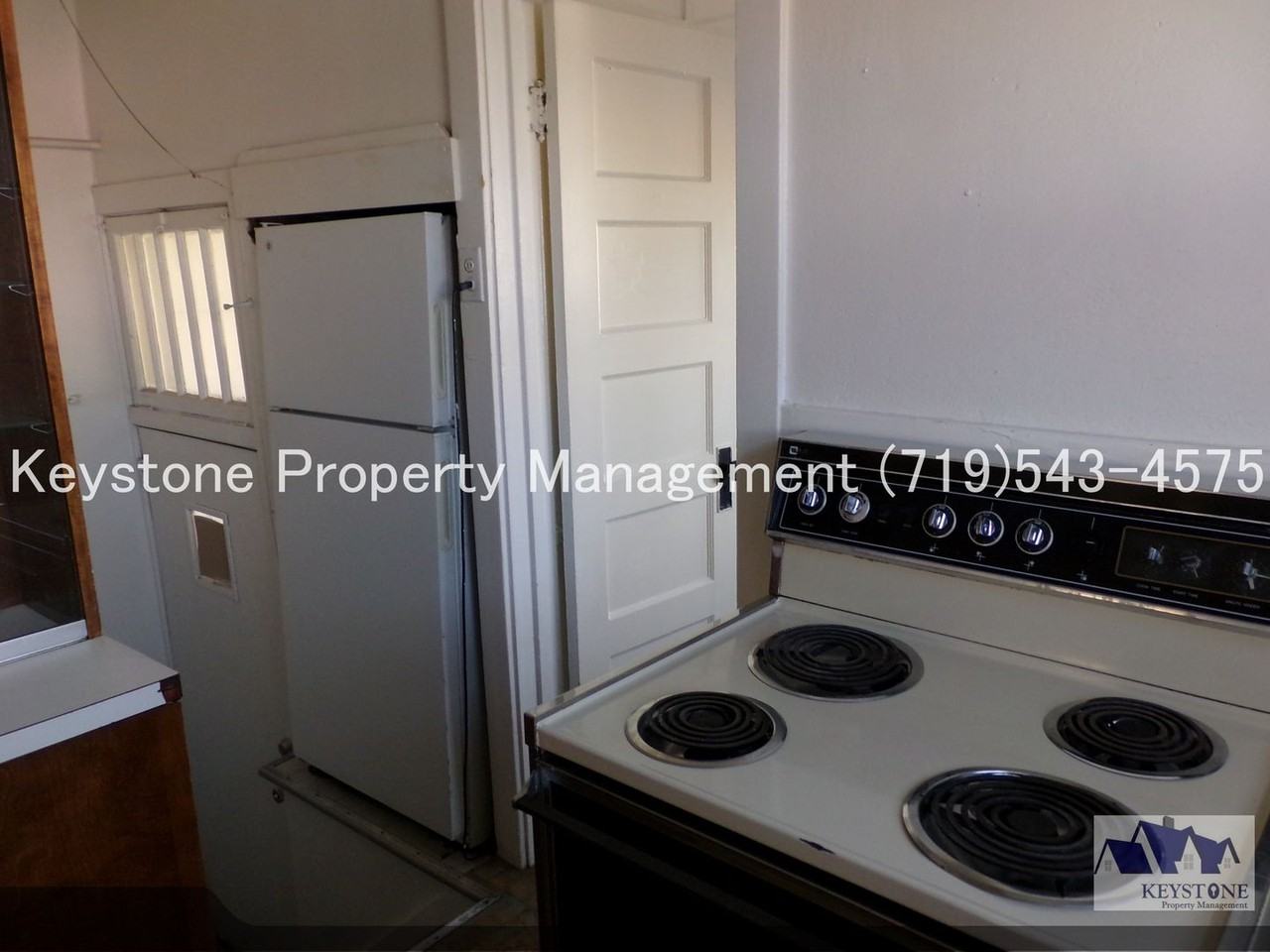 1117 E 3rd St - Photo 6 of 12