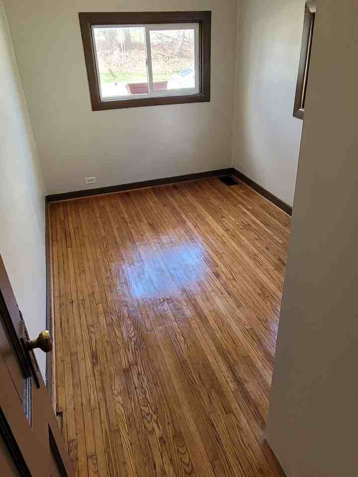 916 Madison Ave - Photo 3 of 14